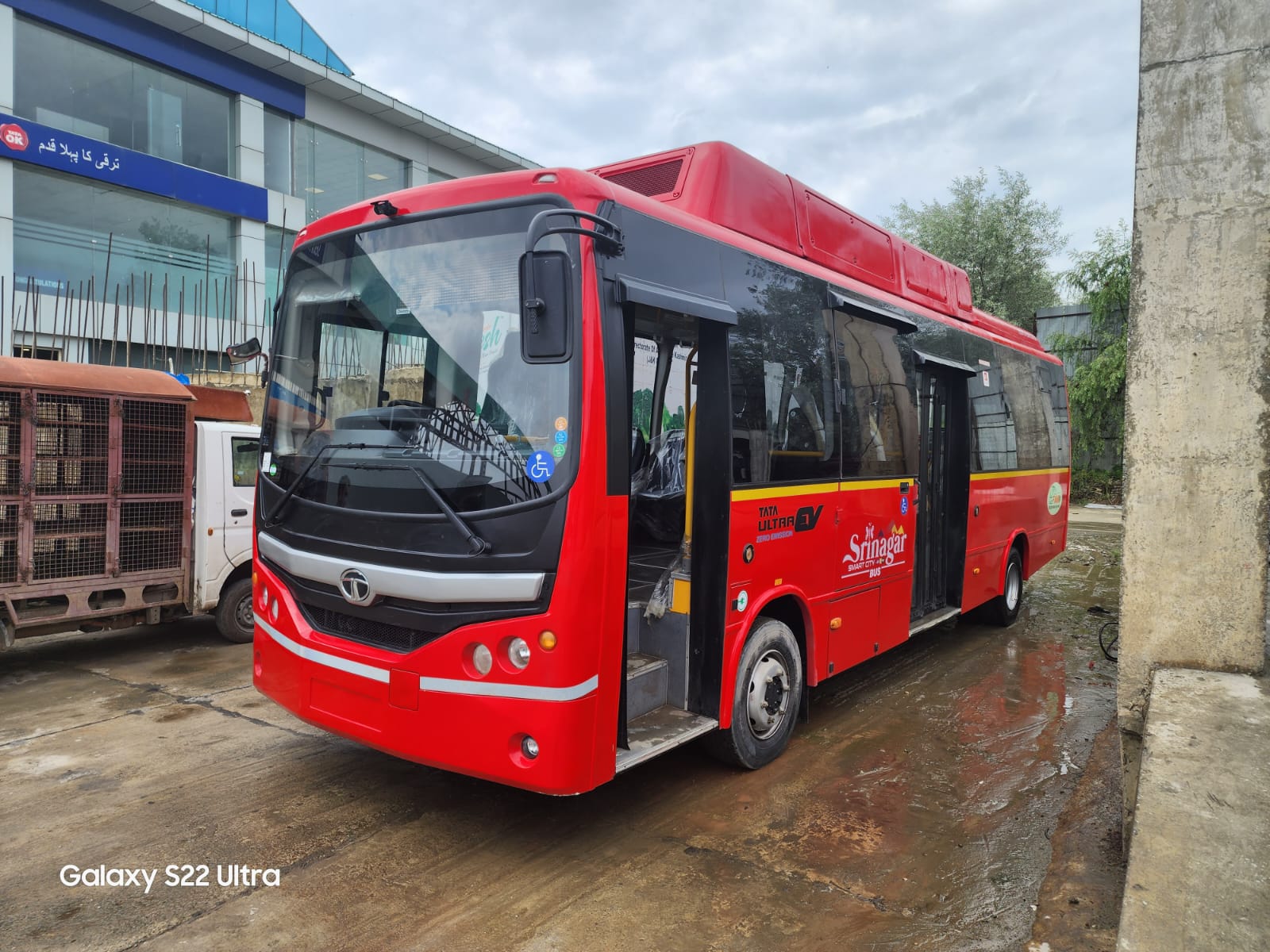 25 new smart city buses to enhance public transport in Srinagar