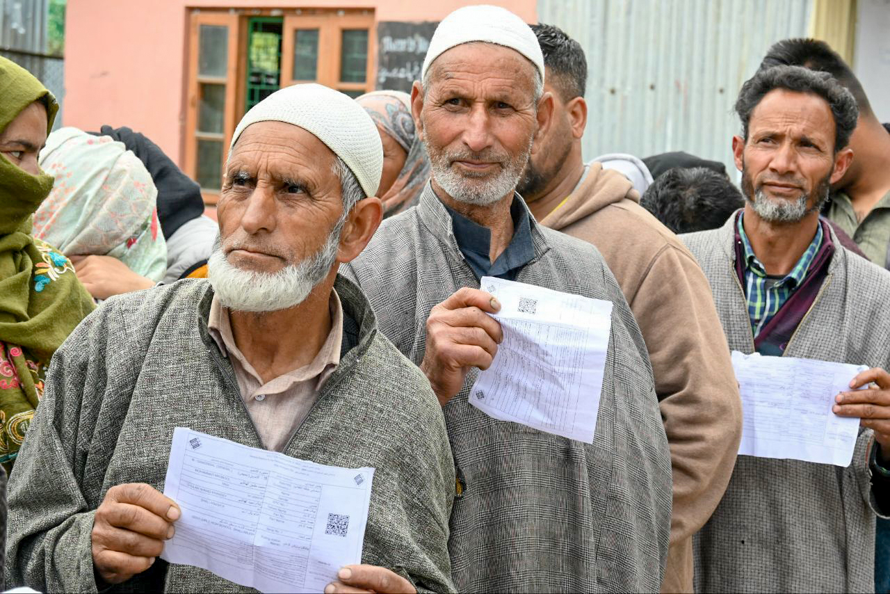 Lok Sabha elections witness 66.95 pc voter turnout so far in first 4