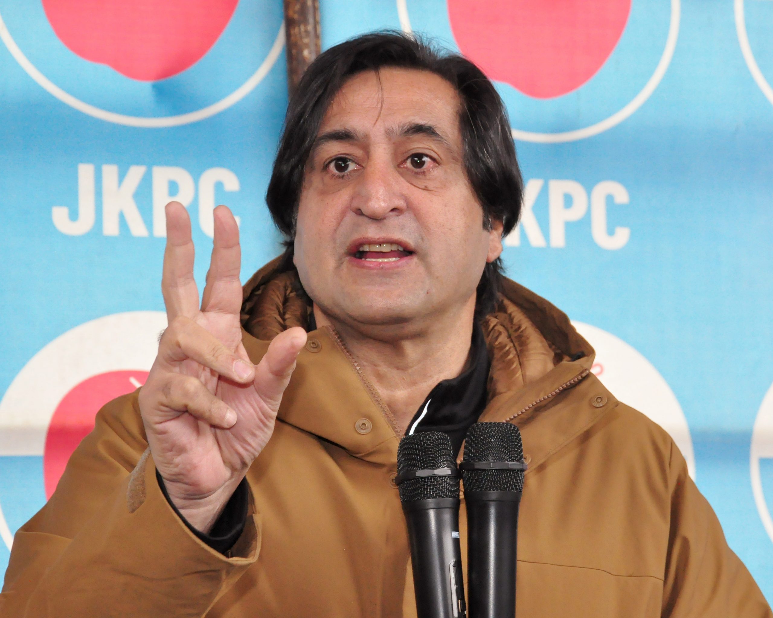 Sajad Lone questions police verification process – Rising Kashmir