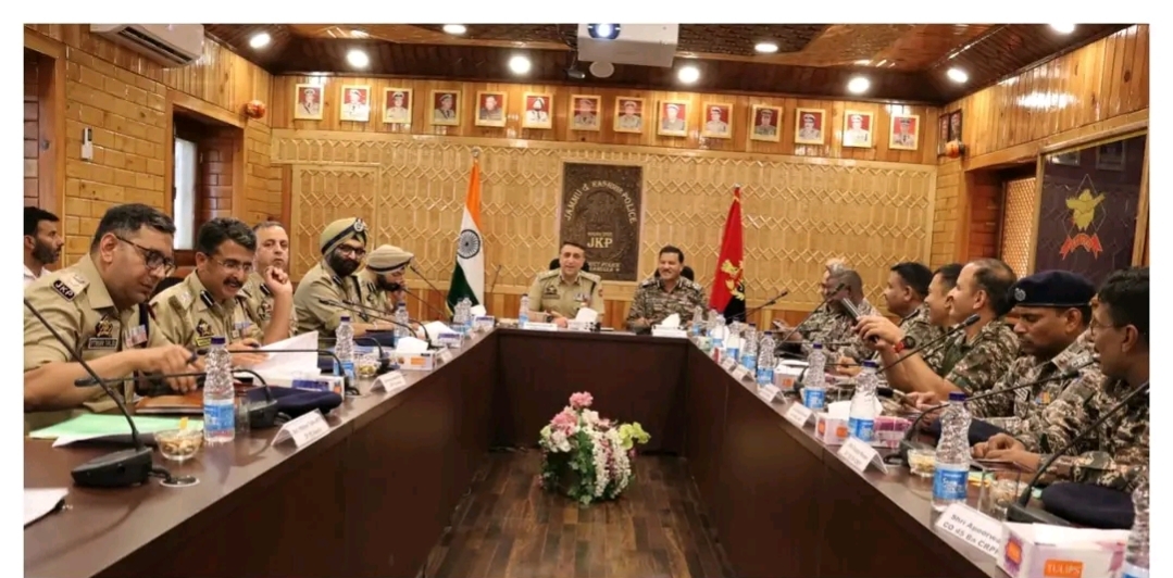 [Rising Kashmir]DIG NKR, DIG NKOR (CRPF) co-chaired Security Coordination & Pre-Yatra preparation meet in Baramulla
