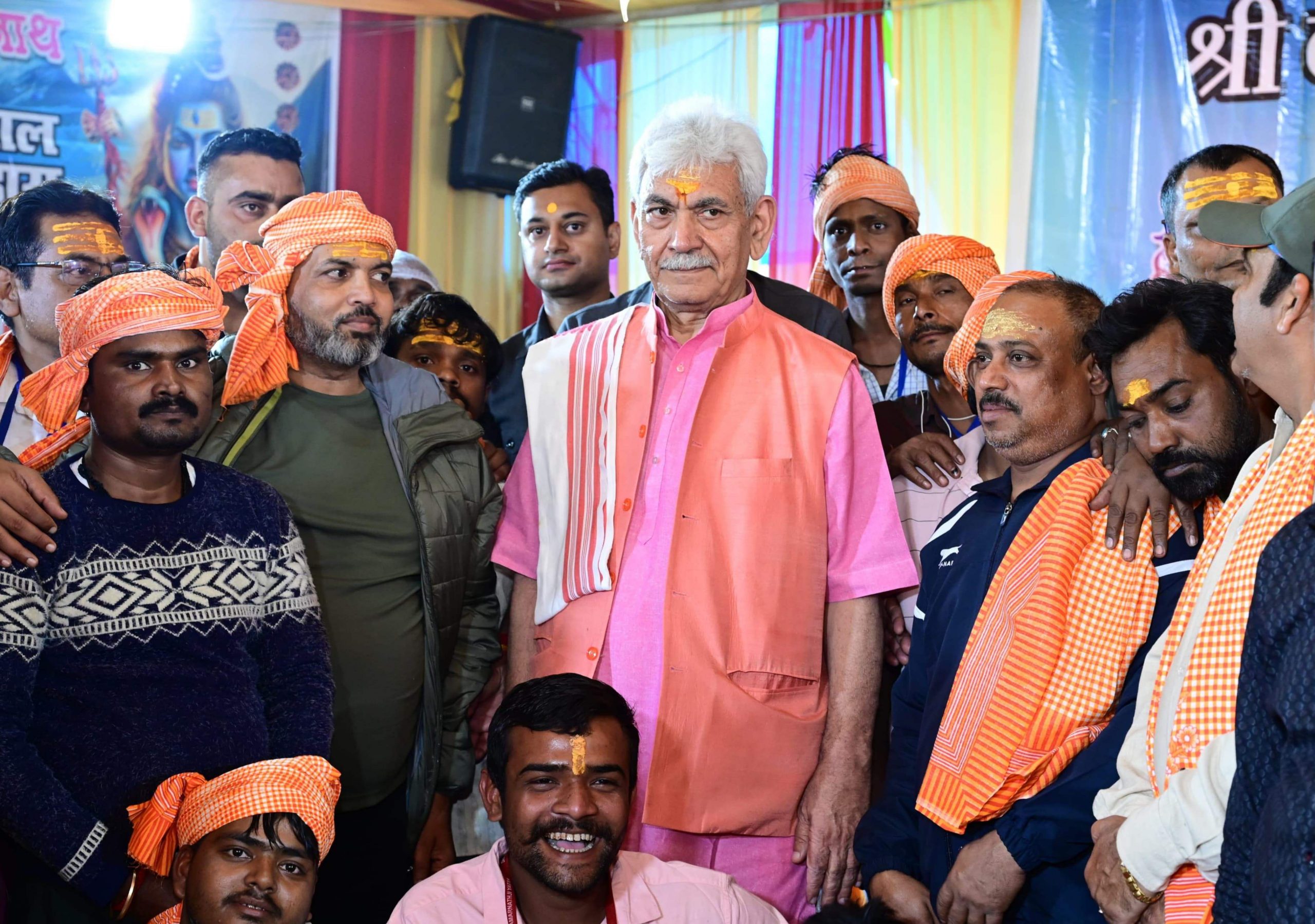 [Rising Kashmir]LG visits Nunwan&Chandanwari Base Camps