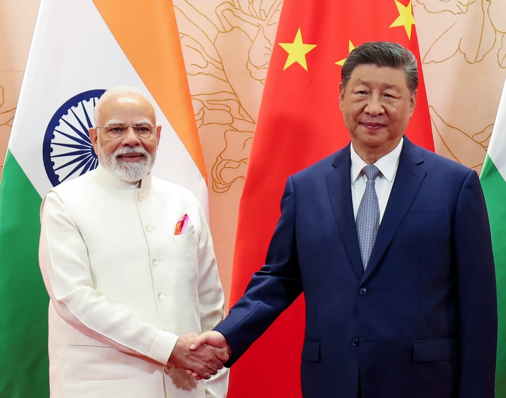 “Dragon and elephant have to unite,” Chinese President Xi Jinping urges PM Modi