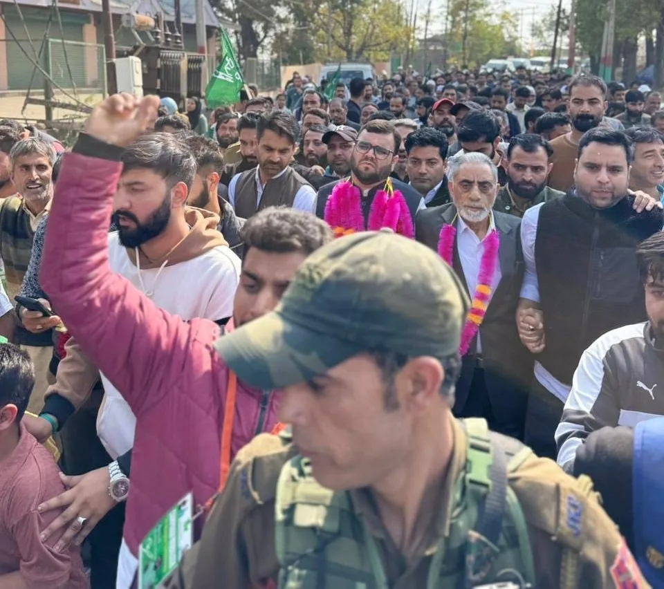 Rising Kashmir - Politics - News Image