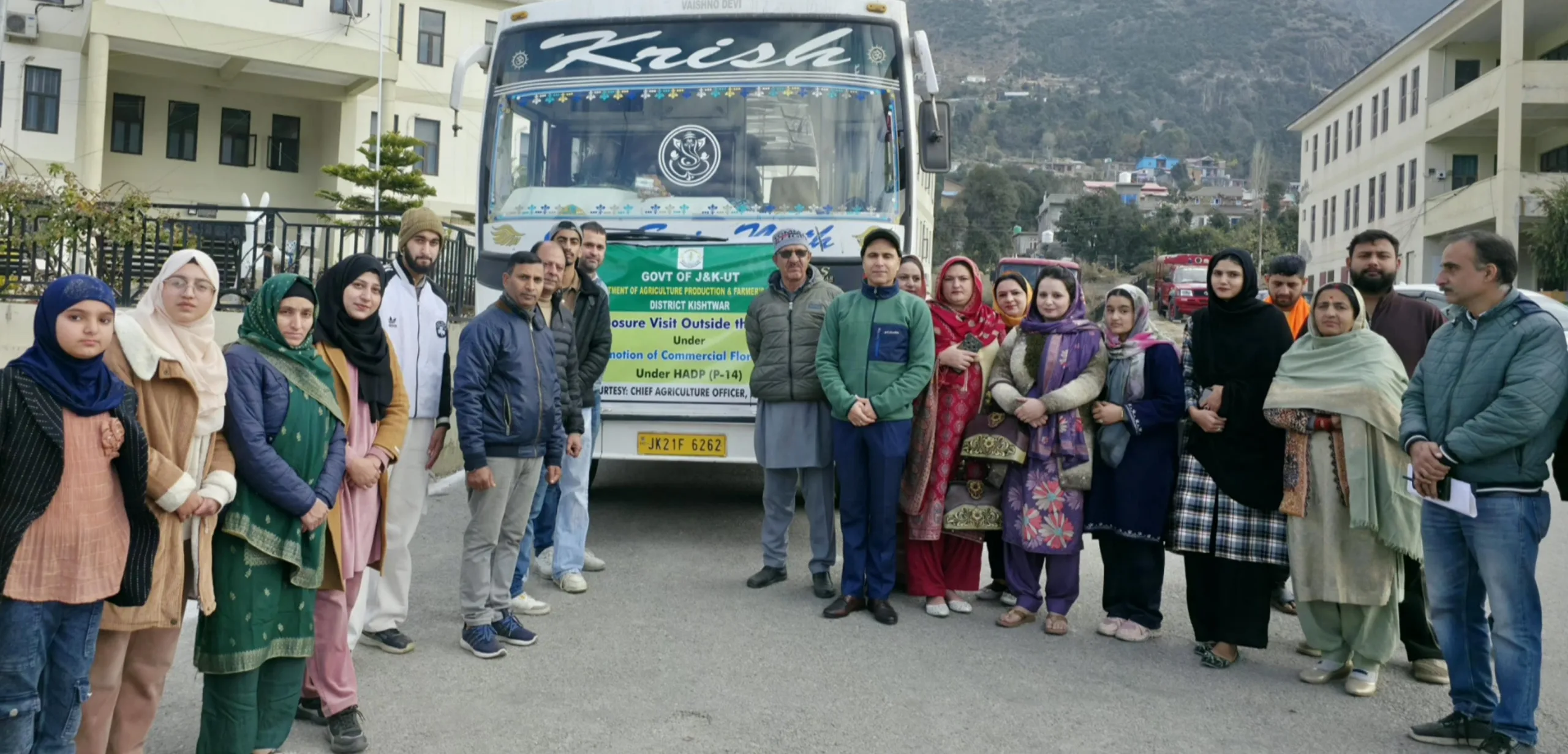25 Kishtwar farmers leave for exposure visit to Punjab Agri University   