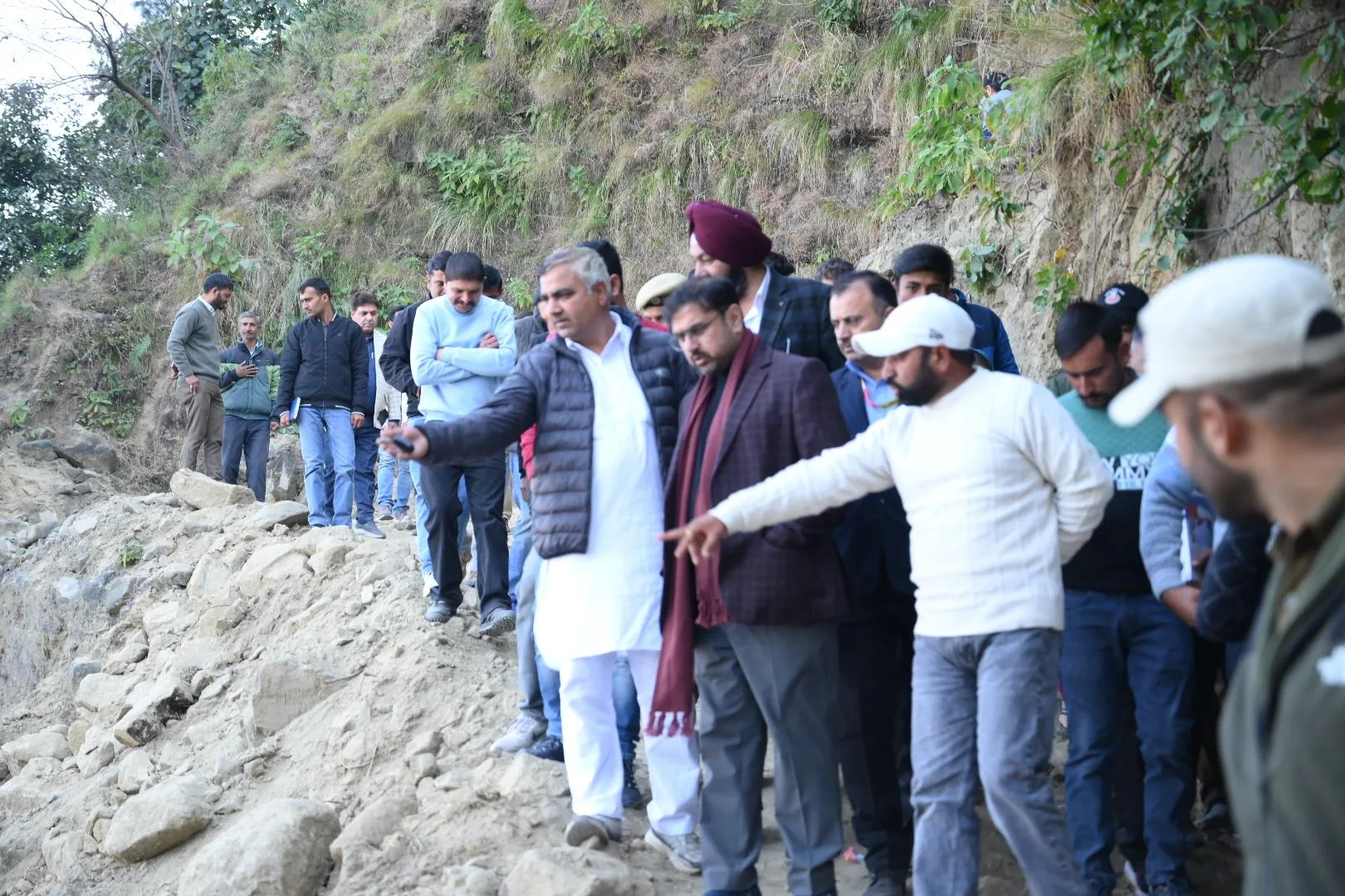 Minister Sharma lays foundation of bridge linking Reasi with Jammu
