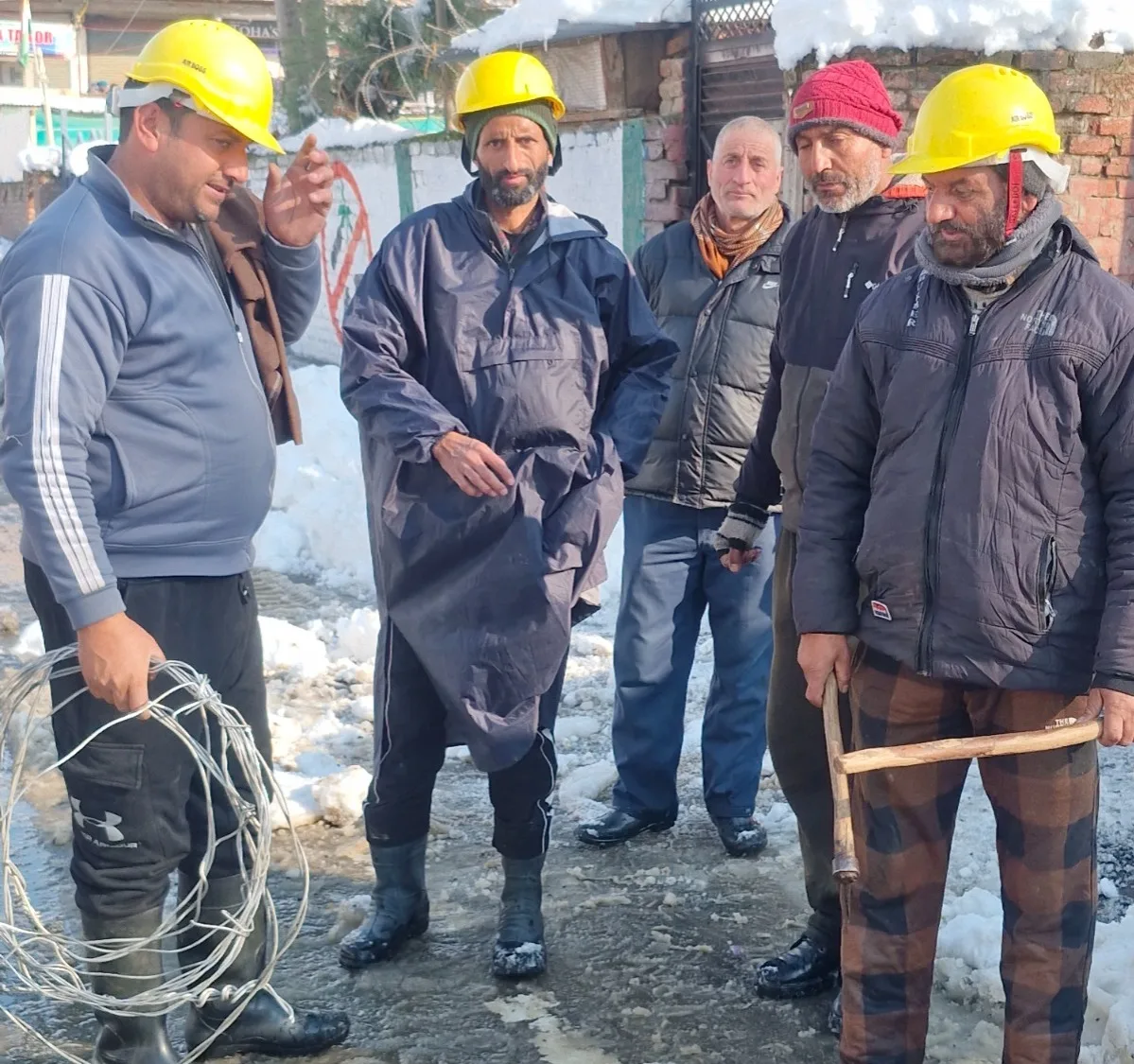 Power nearly restored after snow outages in Kashmir