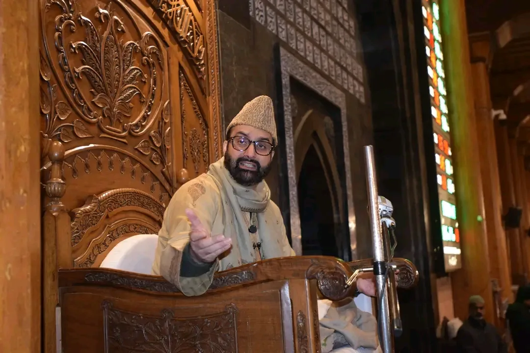 Mirwaiz-e-Kashmir calls on Ulema to use Ramazan for Spiritual Revival, Unity and Social Reform