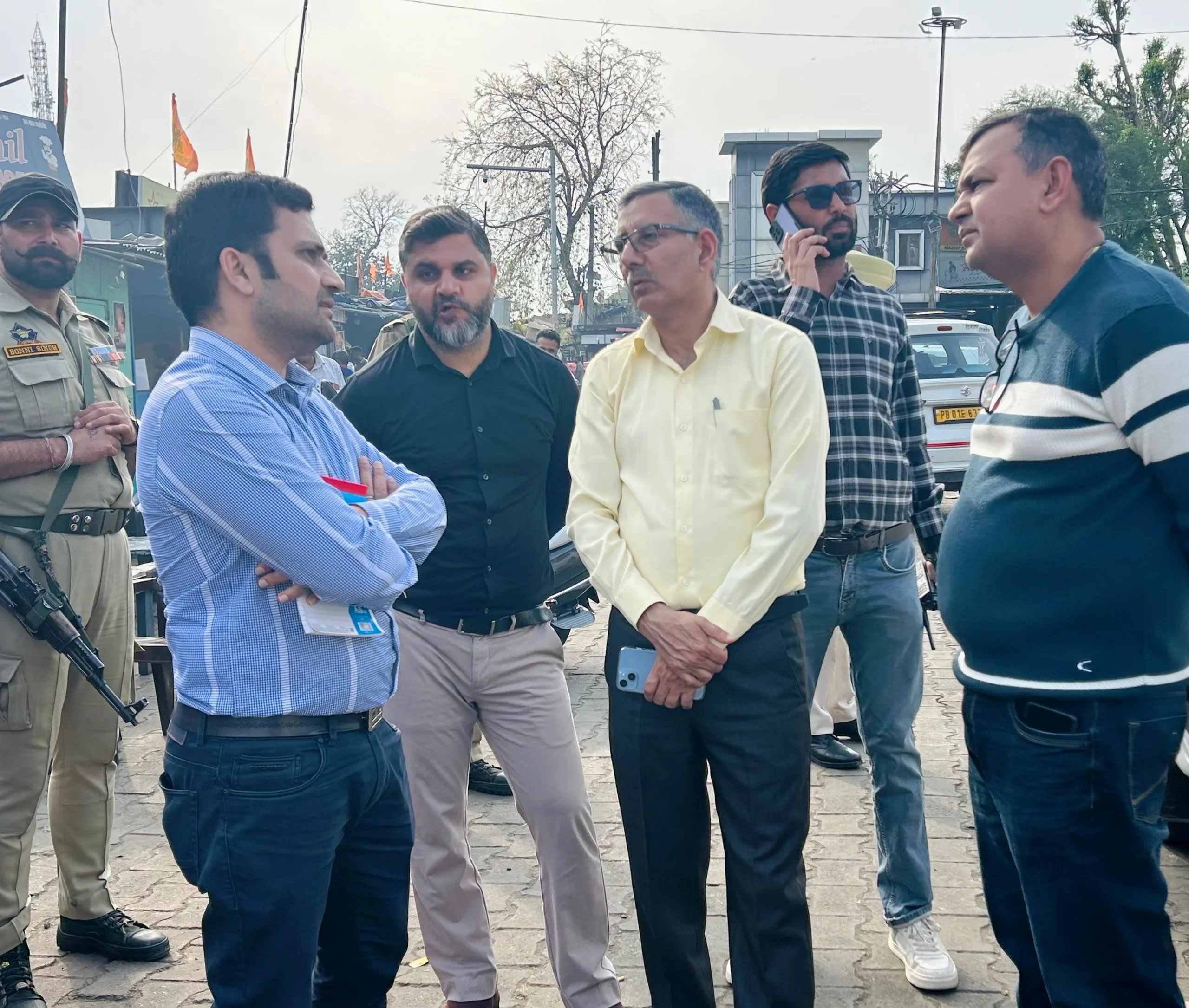 DC Kathua reviews proposed rejuvenation works at Lakhanpur corridor